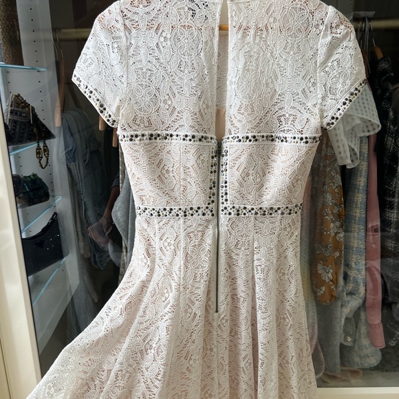 Like New BCBG Maxazria white lace dress with stud detail size 4 - Picture 2 of 5